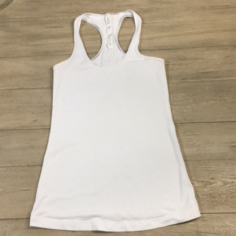 Lululemon White Cool RacerBack Tank. Size 6